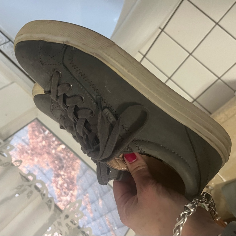 Gray Taos Casual Sneakers